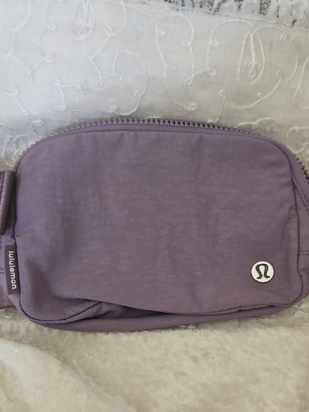 lululemon lavender Everywhere Belt Bag